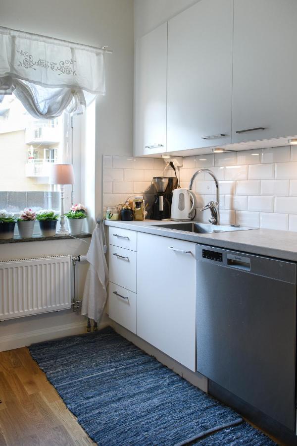 Homade B&B, Gamla Stan Norrköping Buitenkant foto