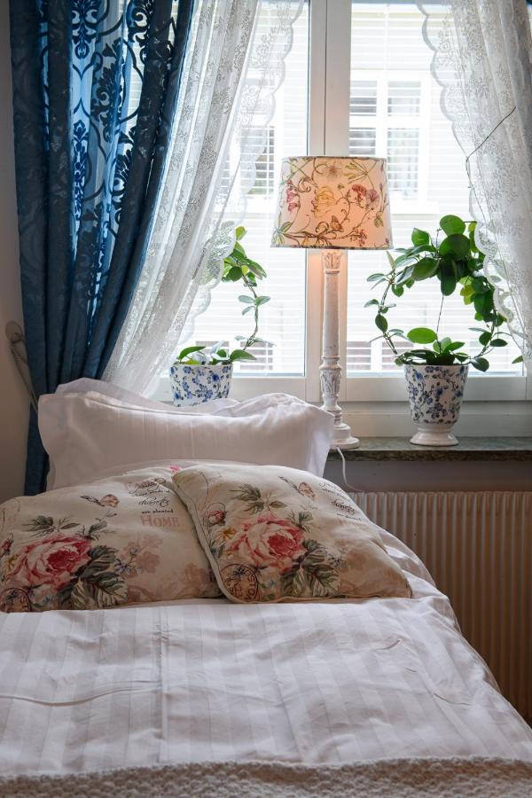 Homade B&B, Gamla Stan Norrköping Buitenkant foto